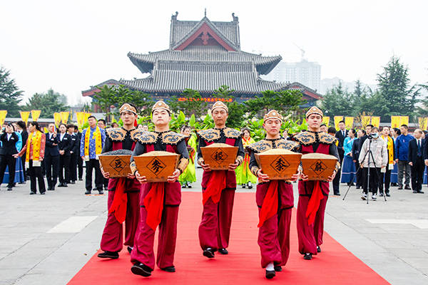 传统|洪洞大槐树寻根祭祖园景区举办寒衣节祭祖大典