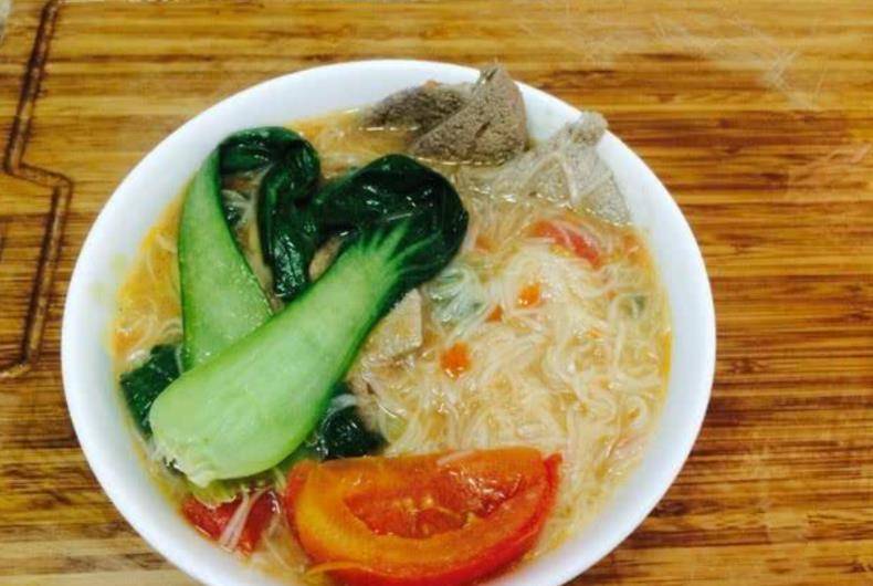 什么|早晨起床适合来碗面，热腾腾的真暖和！