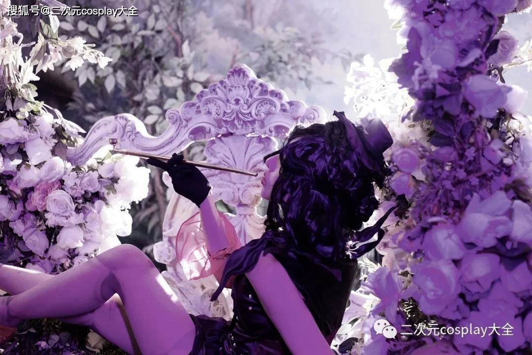 cos|《精灵梦叶罗丽》毒夕绯cos，身材高挑，有种令人着迷的气质