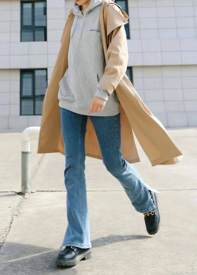 设计 穿上高级感立现，女神都值得拥有，白色带一点点仙气小香风