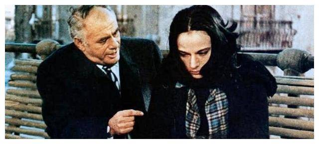 黑手党|还记得一部意大利电影吗？女主角被黑手党浇上水泥销尸灭迹