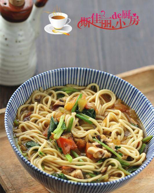 加入适量|早餐儿子迷上了这碗面，简单易做，营养耐饿，5分钟上桌
