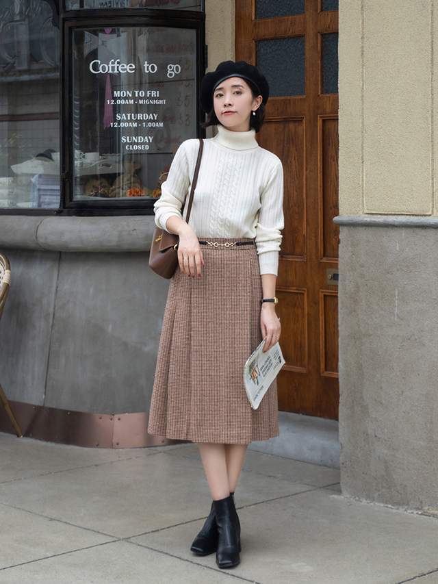 小个子 秋冬，是时候穿高领衫了，尝试这几组叠穿搭配，意外的好看时髦