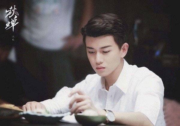 什么|《锦衣之下》第二部还在众望所归中，任嘉伦谭松韵将二搭现代新剧？