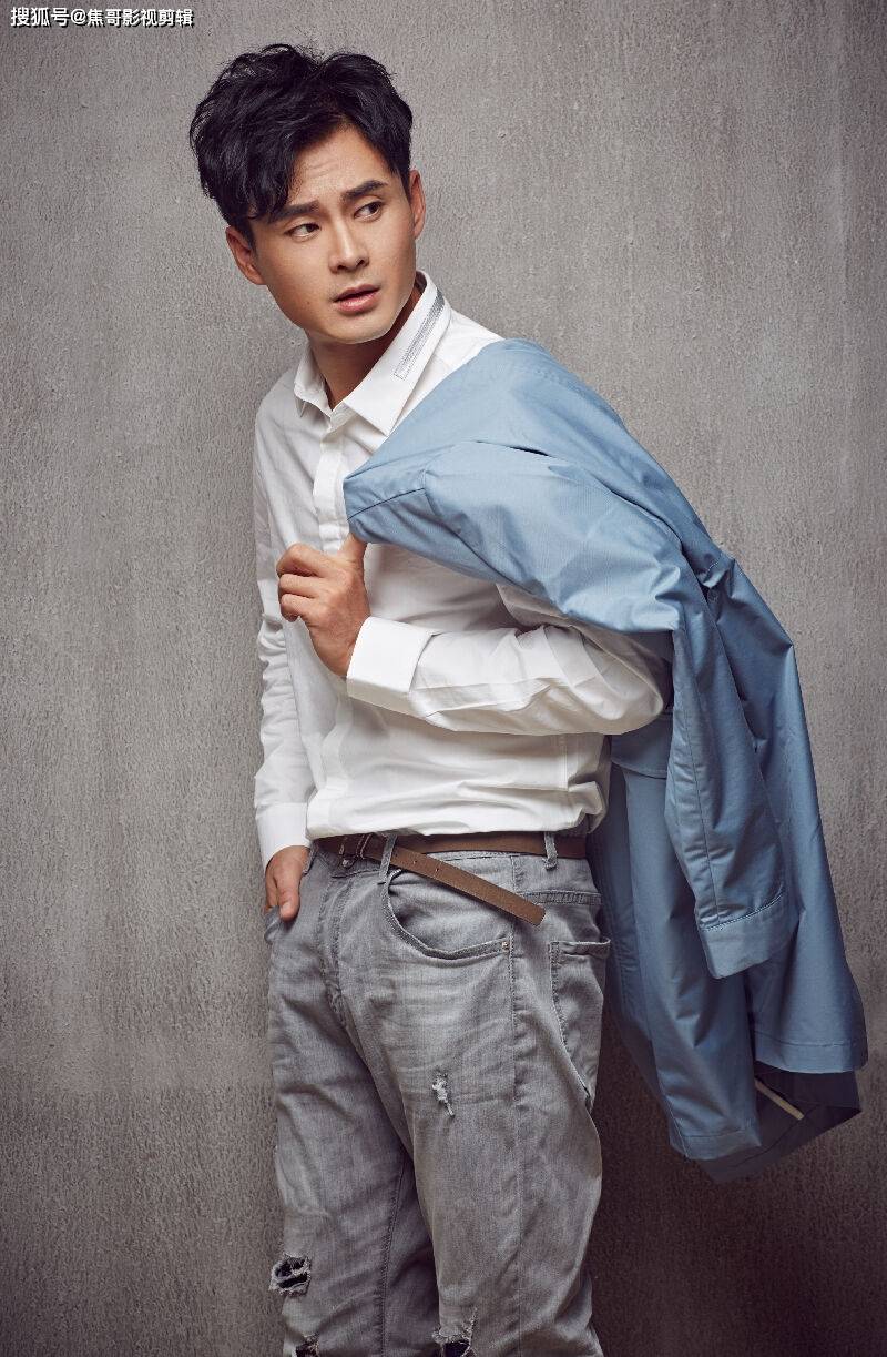 向东|电影《大叔与少年》正在热映 主演庄志你了解吗?