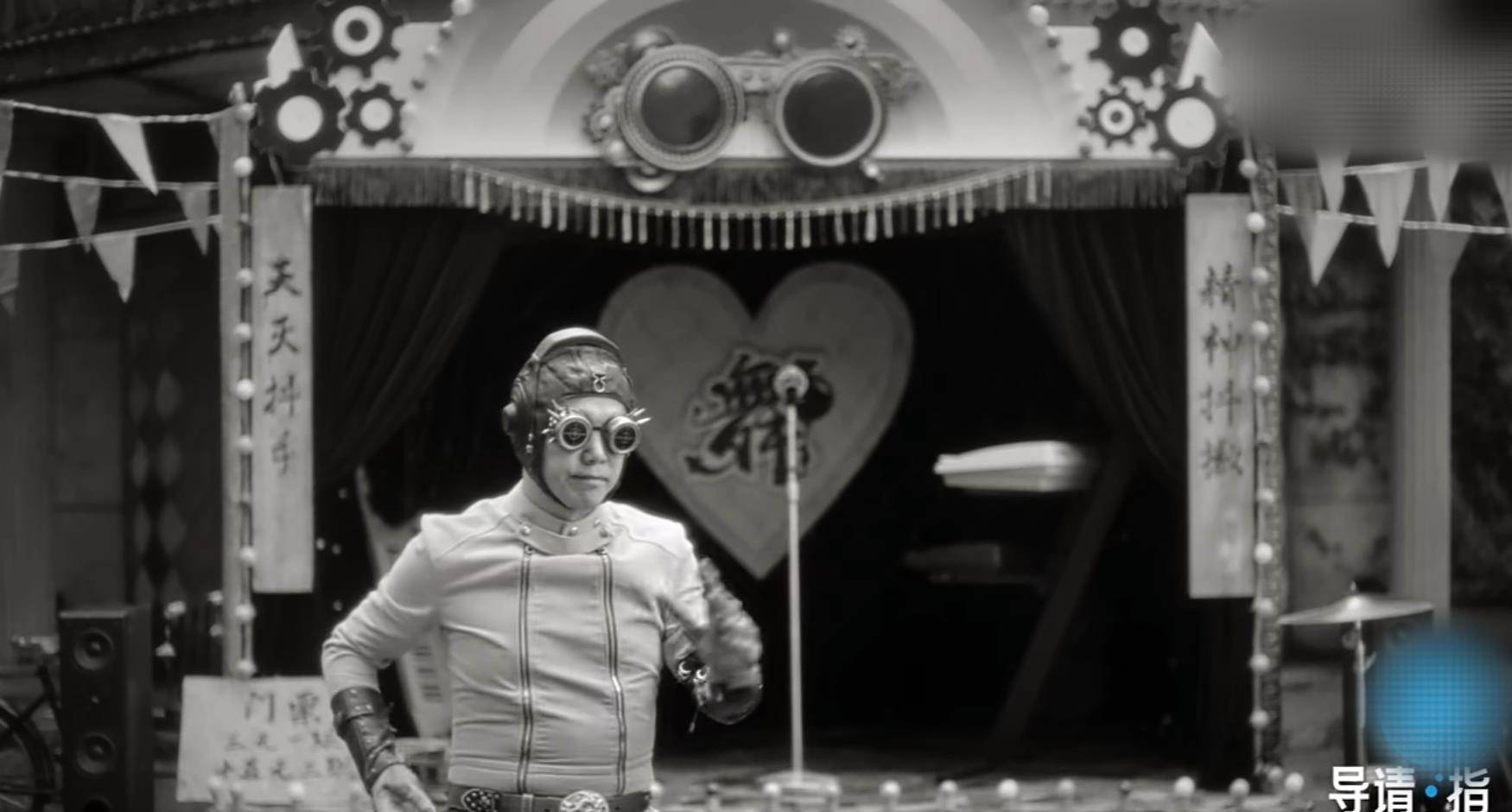 电影|《导演请指教》第一期，梁龙作品引争议，现场小哥说的话才是亮点