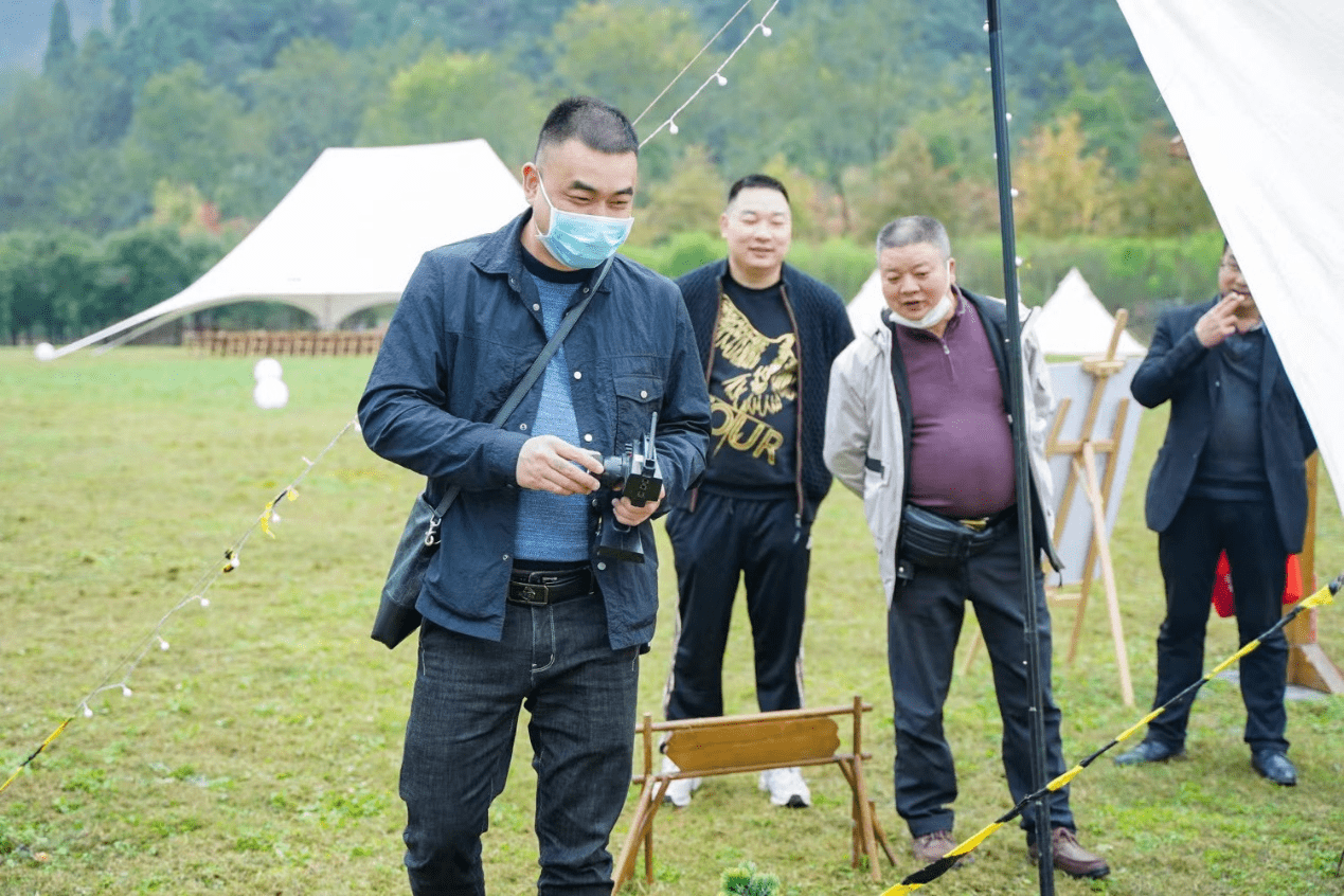 露营+游戏+越野，38°向上人生解锁户外新玩法