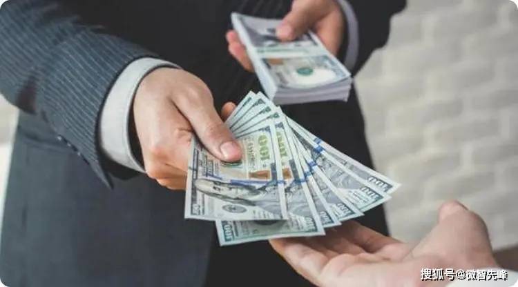 梦见媳妇向别人借钱,解读梦境背后的深层含义 梦见媳妇向别人借钱,解读梦境背后的深层含义