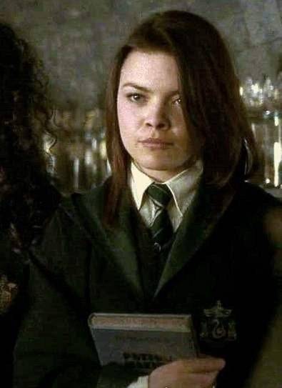 因为|《哈利波特》电影中出场6部的角色，换了4位演员，有一位很惊艳