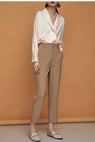 灯芯绒 别再穿高跟鞋了，奶奶裤+短靴才是今年秋冬最流行！