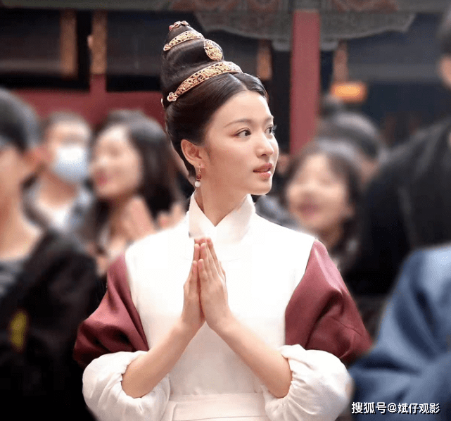 傅璎|吴谨言许凯《尚食》过审,傅璎CP再续前缘,奈何被曝抄袭韩国发饰