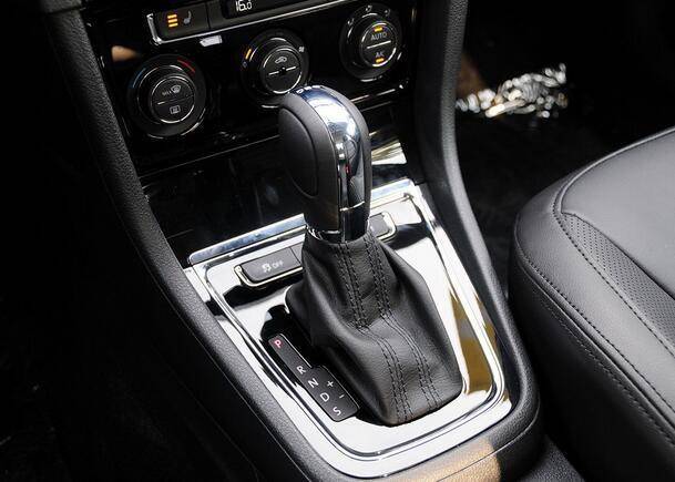 大多数车主将手自一体当普通自动挡开太浪费了