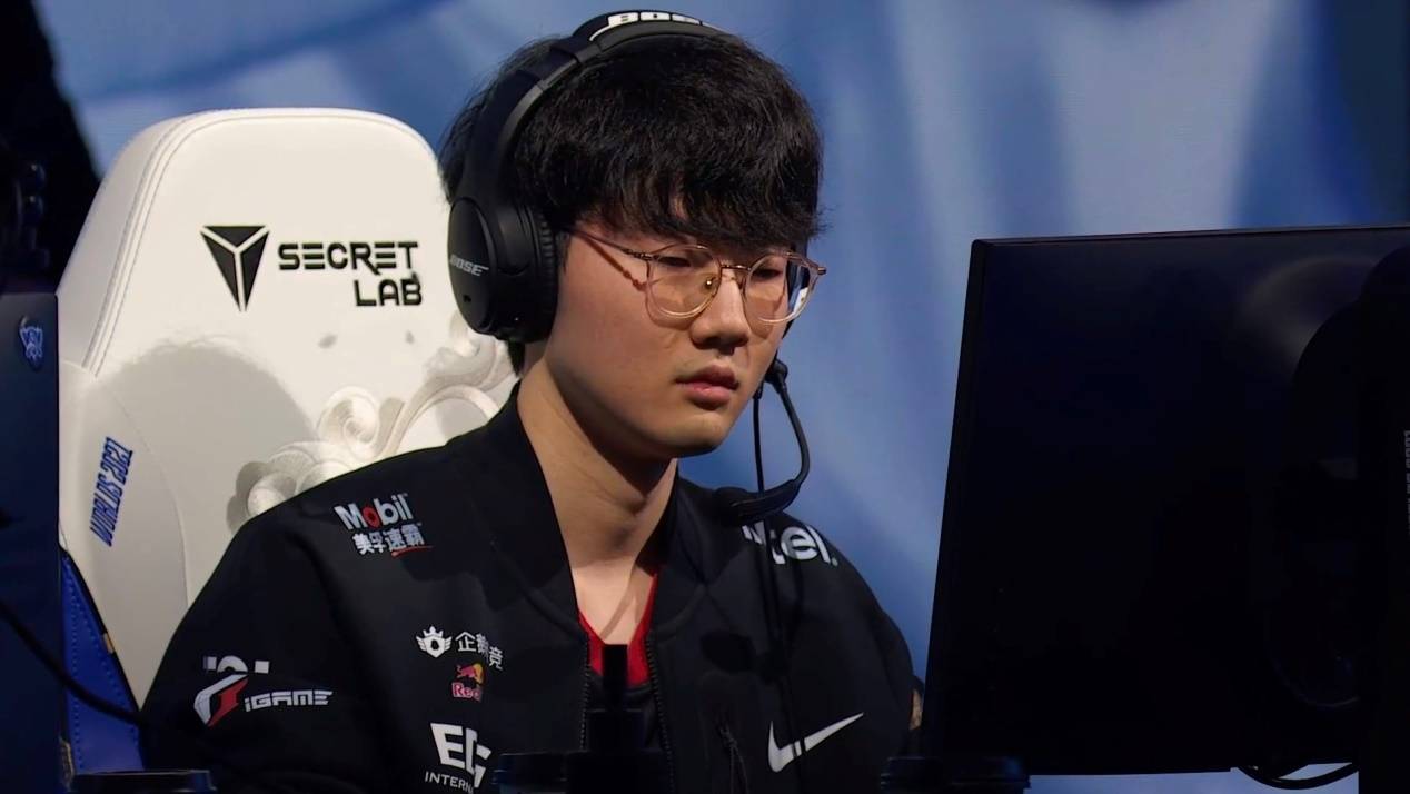 "viper不会离开edg"!经纪人出面辟谣:没有收到lck队伍邀请_tarzan