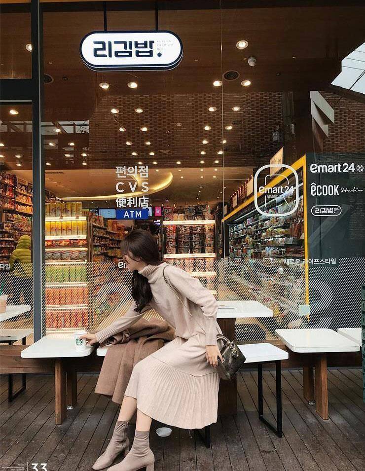 经典 冬季日常穿搭，针织连衣裙，让你更加优雅温柔