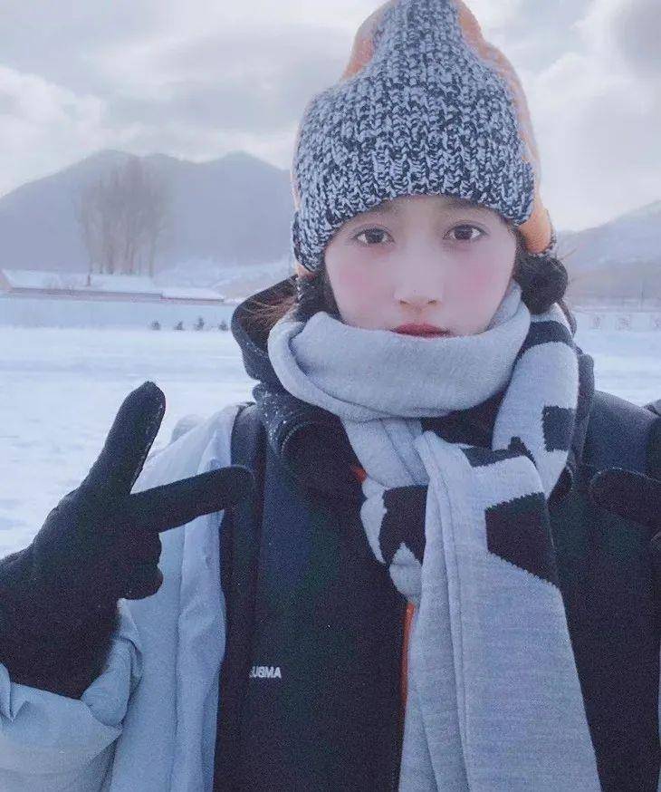 雪地FUNFUN而谈｜女明星初雪拍照秘籍，我全都有