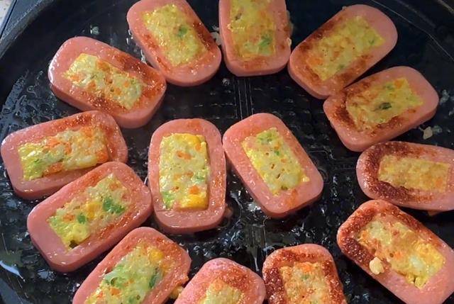 蔬菜|剩米饭别炒着吃了,简单做法方便有食欲,早餐孩子吃上瘾