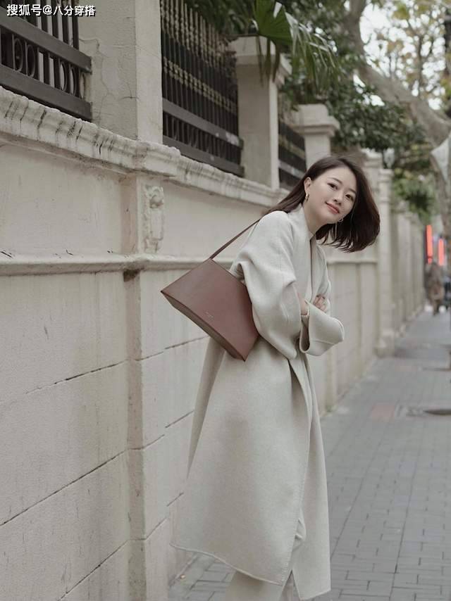 棕色 优雅女人会穿“大衣”更有气质,不老气、不扮嫩,这才是最好状态