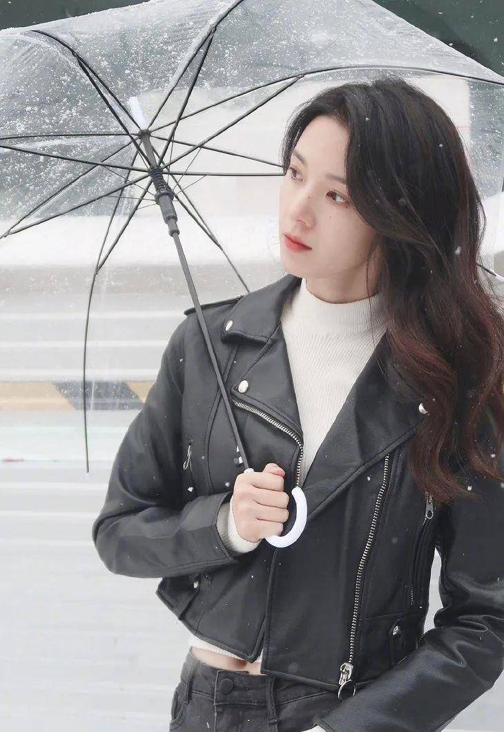 雪地FUNFUN而谈｜女明星初雪拍照秘籍，我全都有