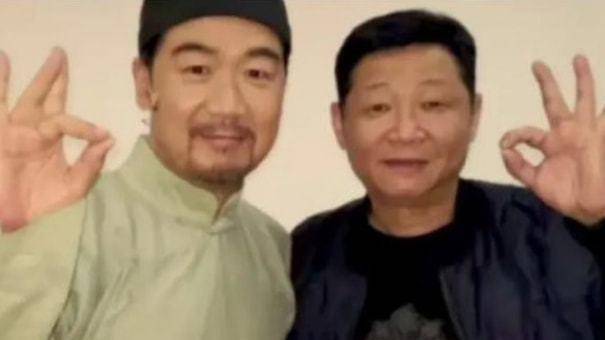 饭局|66岁张国立现身高档饭局！面色通红疑似醉酒，头顶一块泛白太突出