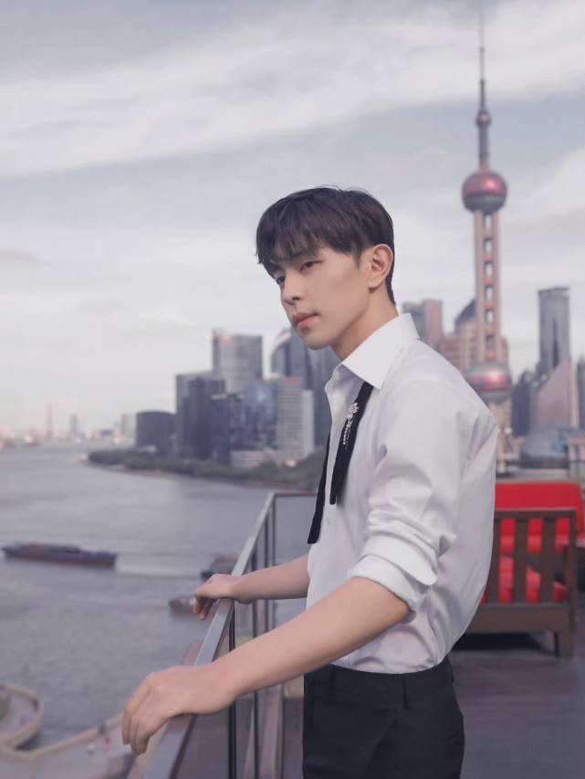 制作组|《青簪行》准备重拍，已经开始默默布景，更换男主拍摄