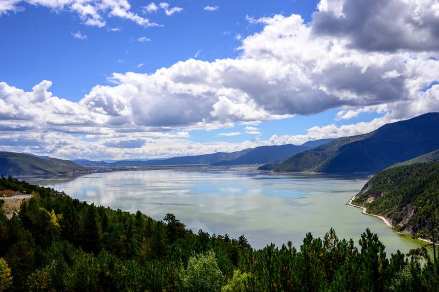 尼康Z 40mm f/2镜头评测：定义入门标头新标准