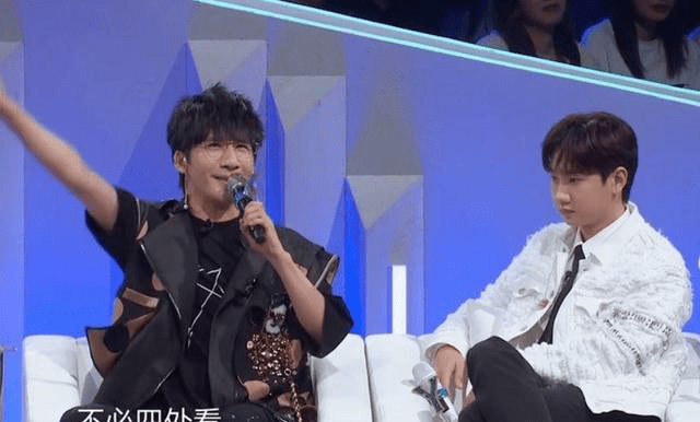 新歌|单依纯人缘这么好？周笔畅用她的歌比赛，戴佩妮邀请她组队