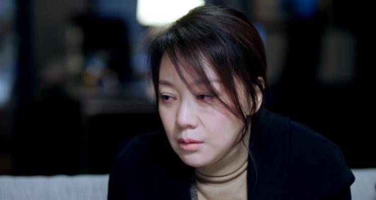 演技|突围:石红杏跳江之前,给3个人打了电话,了却此生所有的牵挂