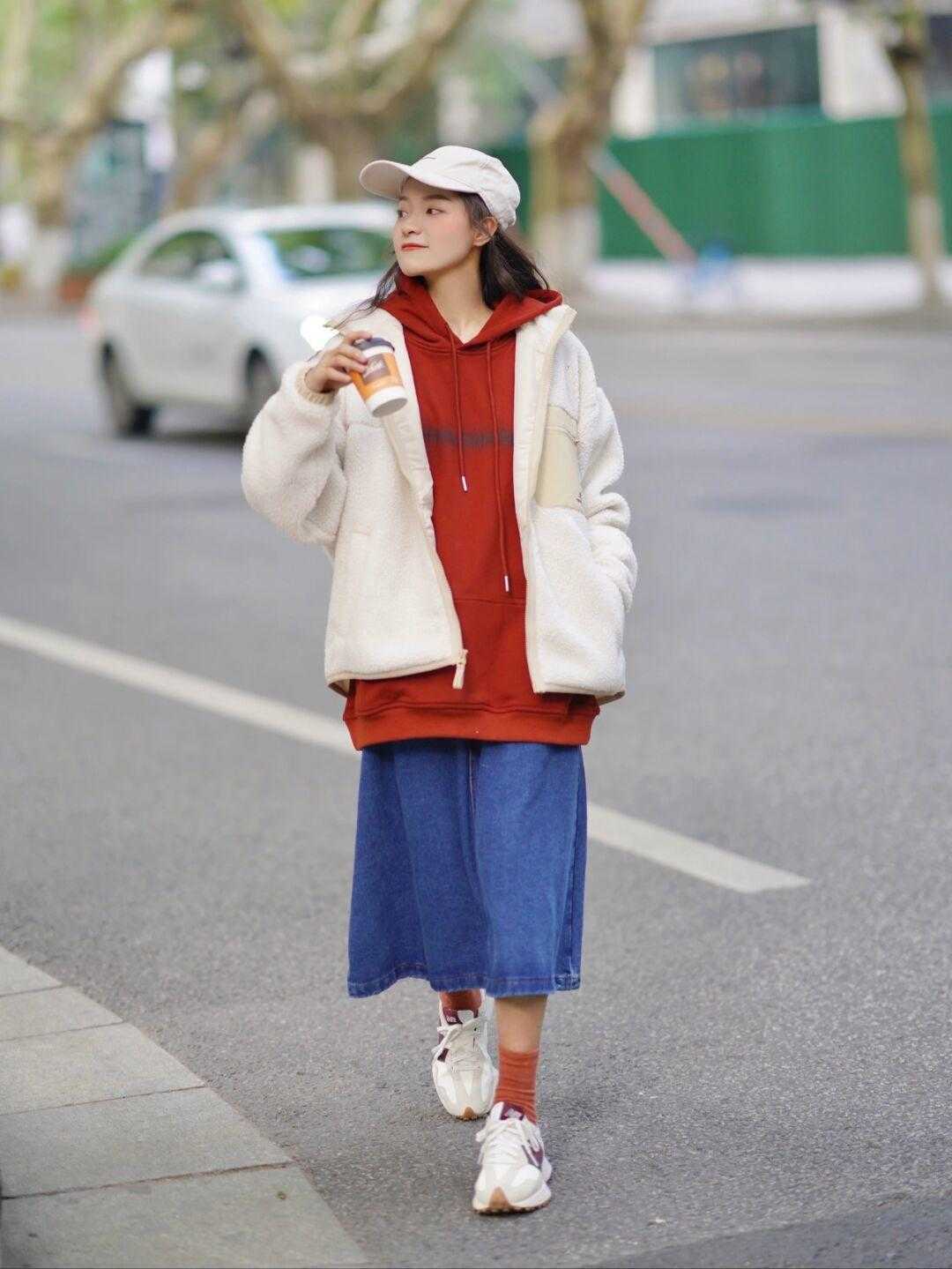 卫衣 时髦精们集合了！这三件能从小穿到大的单品，冬天保暖又洋气