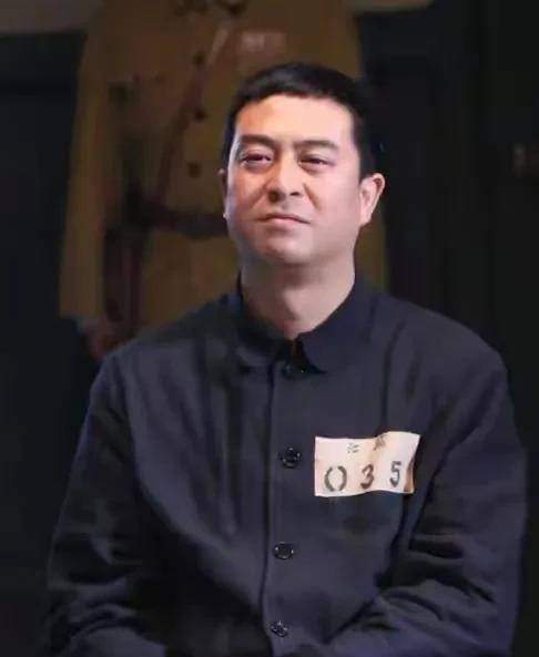 2010年导演刘进合作柳云龙,张嘉益拍了《告密者》,之后刘进导演因为与