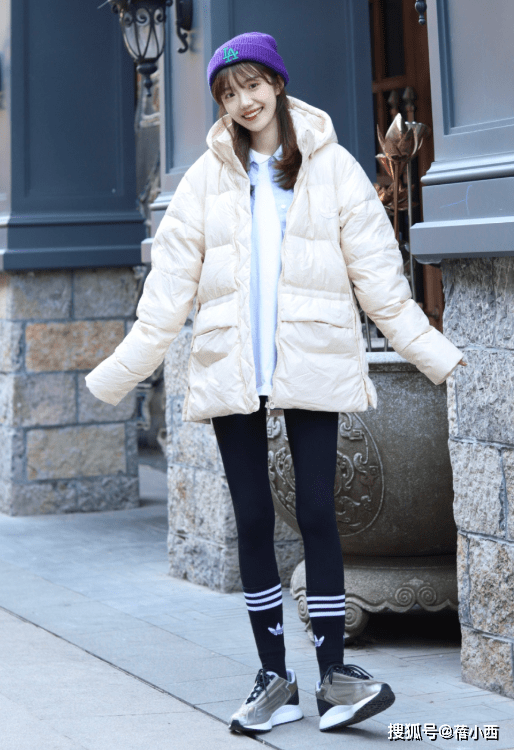 大腿 阔腿裤真的烂大街了！试试“无痕裤”，这才是2021年的显瘦神器！