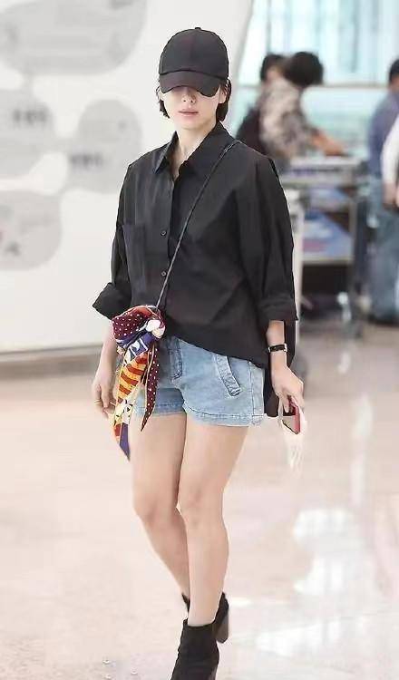 女生 宋慧乔高级感不仅是气质，“穿搭”更重要，难怪她优雅又显嫩