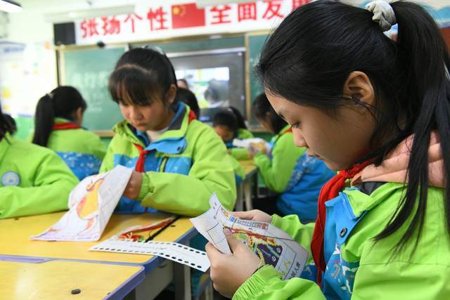 教育|灿烂笑容，多彩课后，蓝田北小校园里“双减”百日孩子的快乐生活