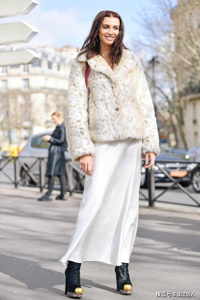 颜色 毛绒外套怎么穿才好看？注意这几个搭配细节，保证时髦不踩雷