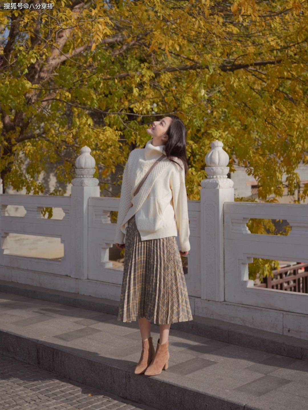 整体 冬天“毛衣”怎么穿更高级?这些保暖温柔的搭配,照搬也不会错