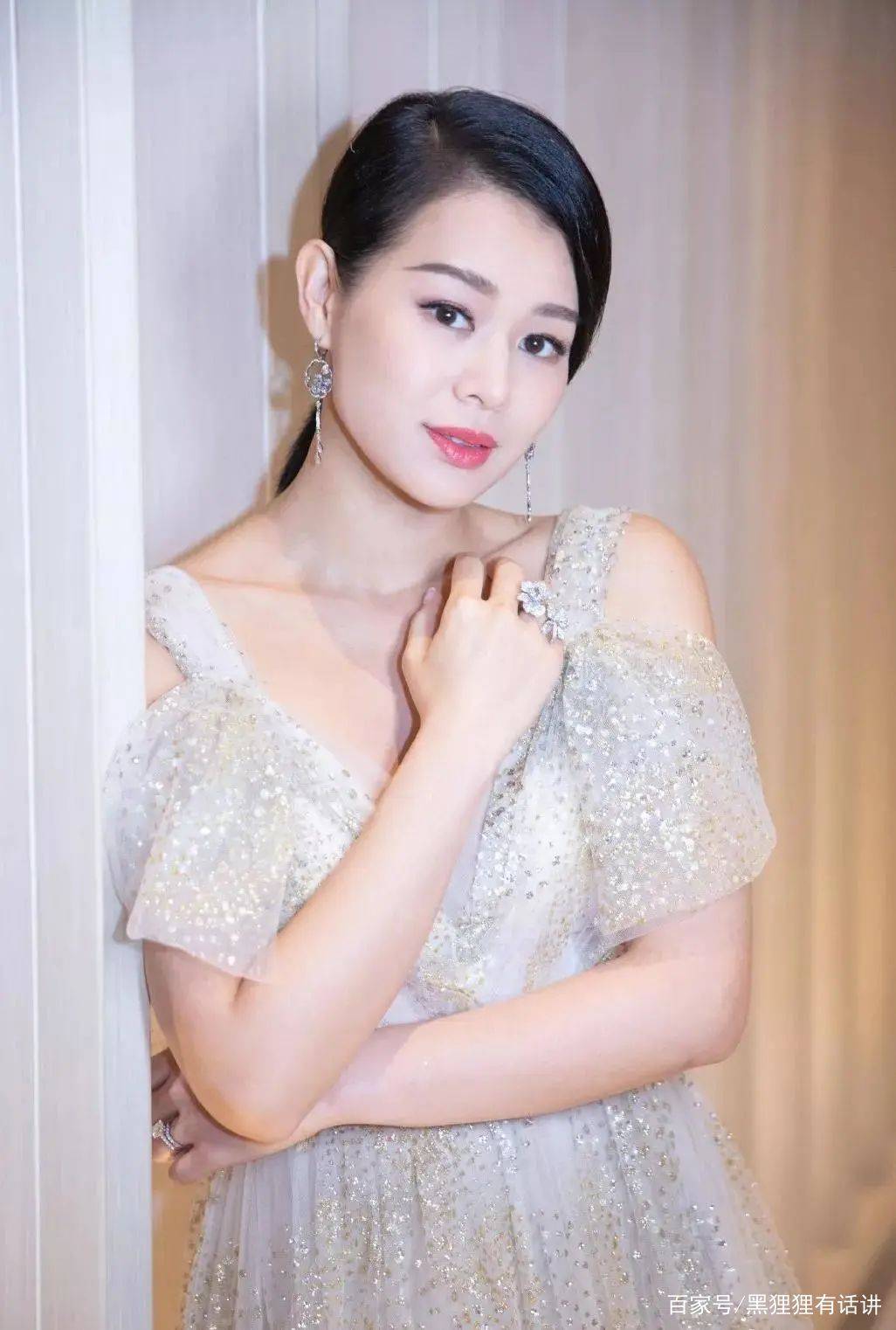 殷桃|章子怡汤唯殷桃姚晨秦岚高圆圆，盘点79年出生的14位女演员