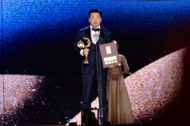 黄志忠|靳东《突围》即将上线，阵容豪华强大，有望超越《人民的名义》