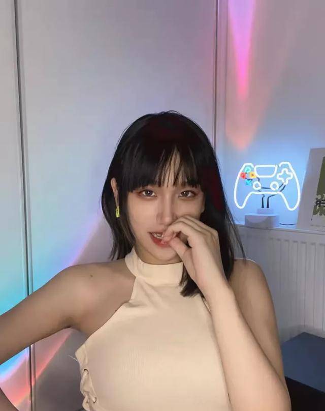 梁老师和何美延已经结婚生子!快来看看升级父母的rapper都有谁_tsong