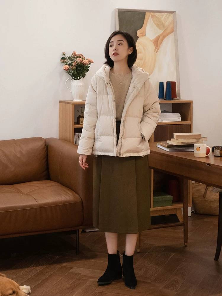 显得 羽绒服不要乱搭，看看这几组搭配方式，保暖洋气又显气质