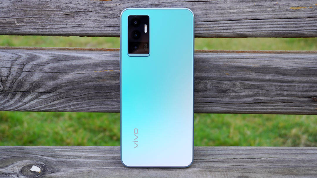 对于自拍,美图手机陨落后,vivo s系列补上了年轻消费者的遗憾?