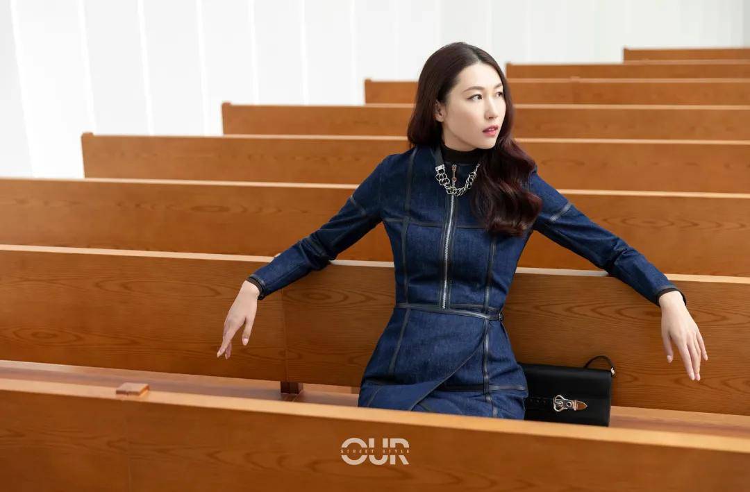 王紫璇 立冬初寒，和于朦胧、白举纲、王紫璇一起找寻冬季穿搭灵感……