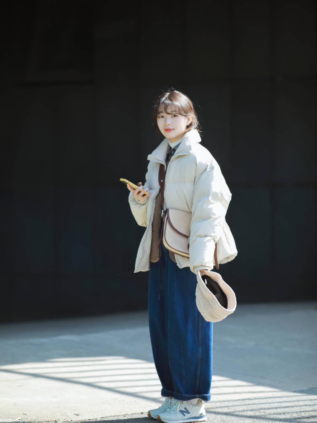 显得 羽绒服不要乱搭，看看这几组搭配方式，保暖洋气又显气质