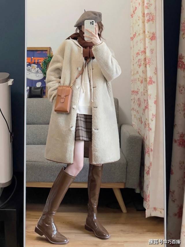 颜色 过冬棉服就选羊毛羔,“三大优势”告诉你,什么叫作有颜又实用