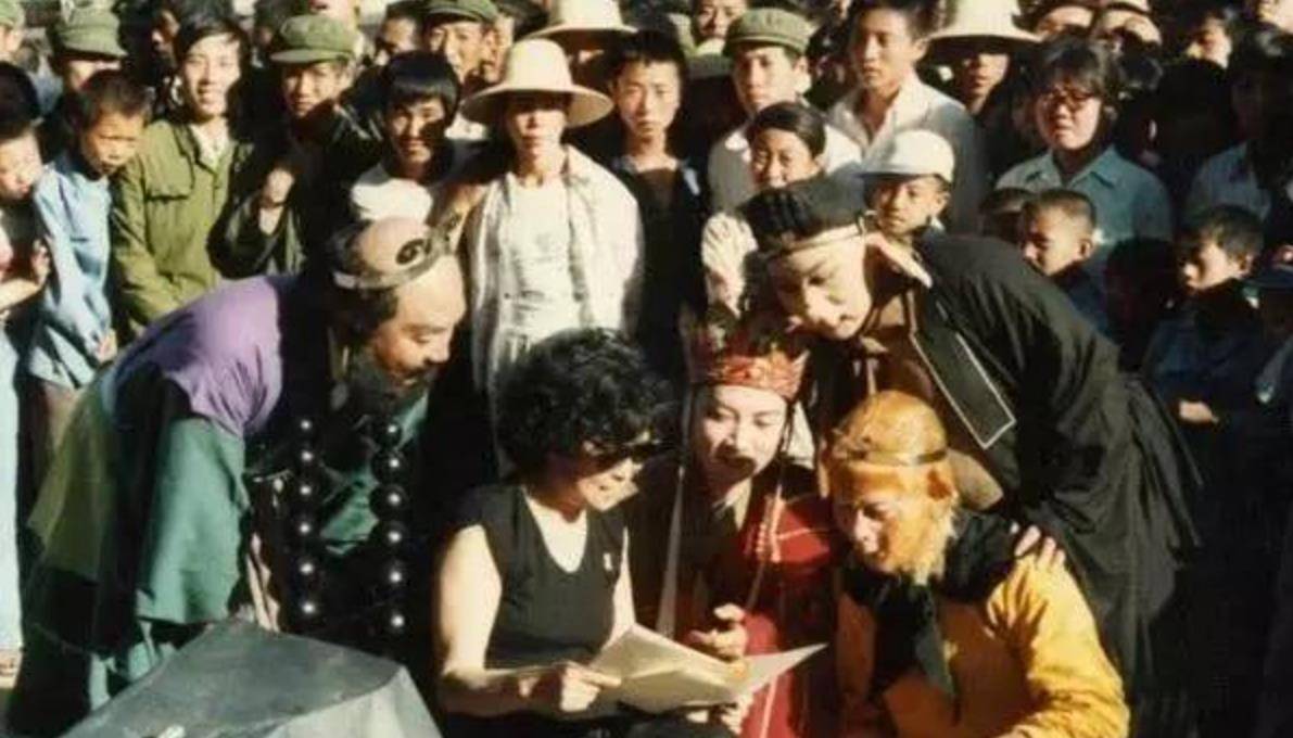 师徒|2017年《西游记》导演杨洁去世，追悼会竟被六小龄童“砸场子”？