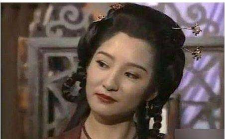 大侠|抢张国荣女友，骗雪梨未婚生子，70岁的徐少强成“网红杀手”