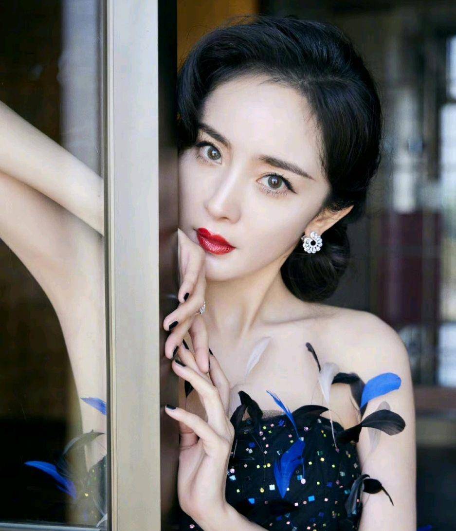 观点评论杨幂——上镜女神脸