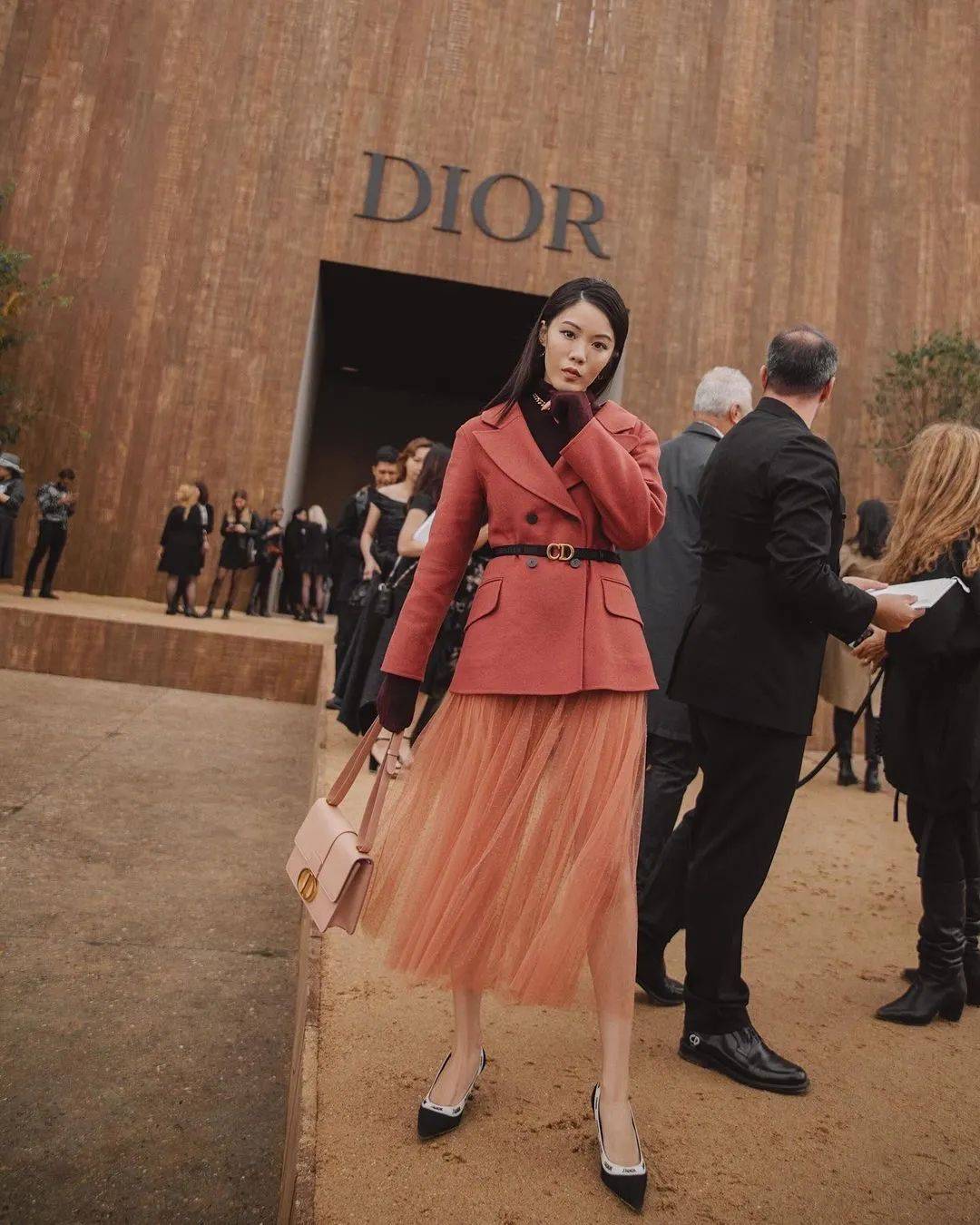 属性 你穿对“高领衫”的样子,真高级!