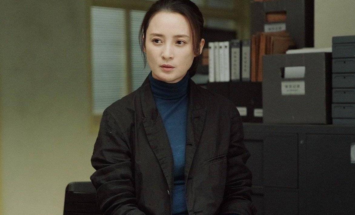 蒋勤勤|蒋勤勤新剧热播，45岁重新开始无惧年龄危机，被赞比陈建斌清醒