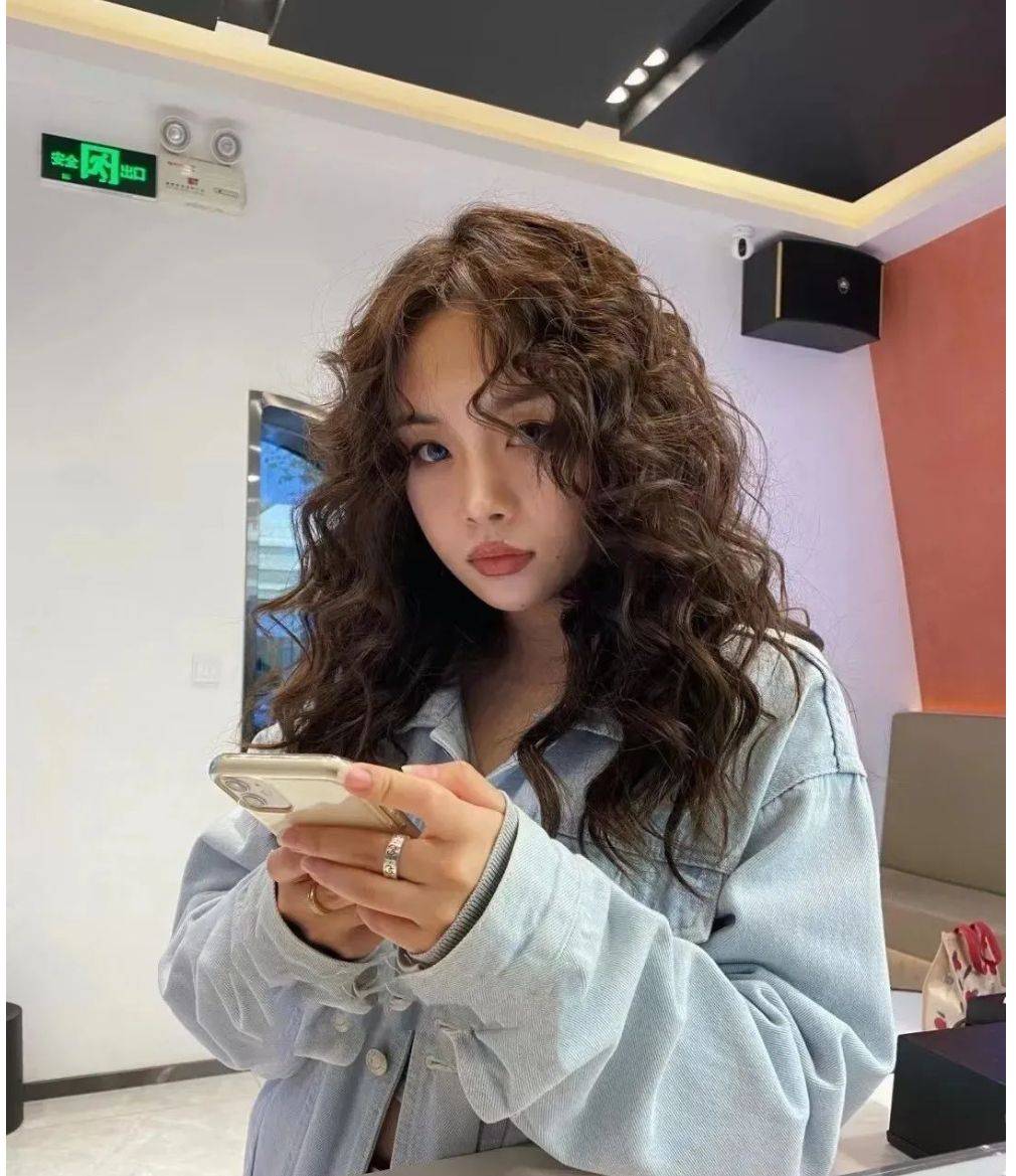发型发型想要不过时，选这21款就对了，短中长都很美