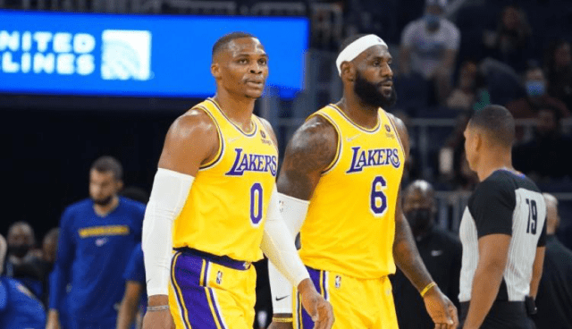 韋德|這波10分！韋德談皮蓬新書：?jiǎn)痰な俏业腉OAT，球迷不必認(rèn)可同一人