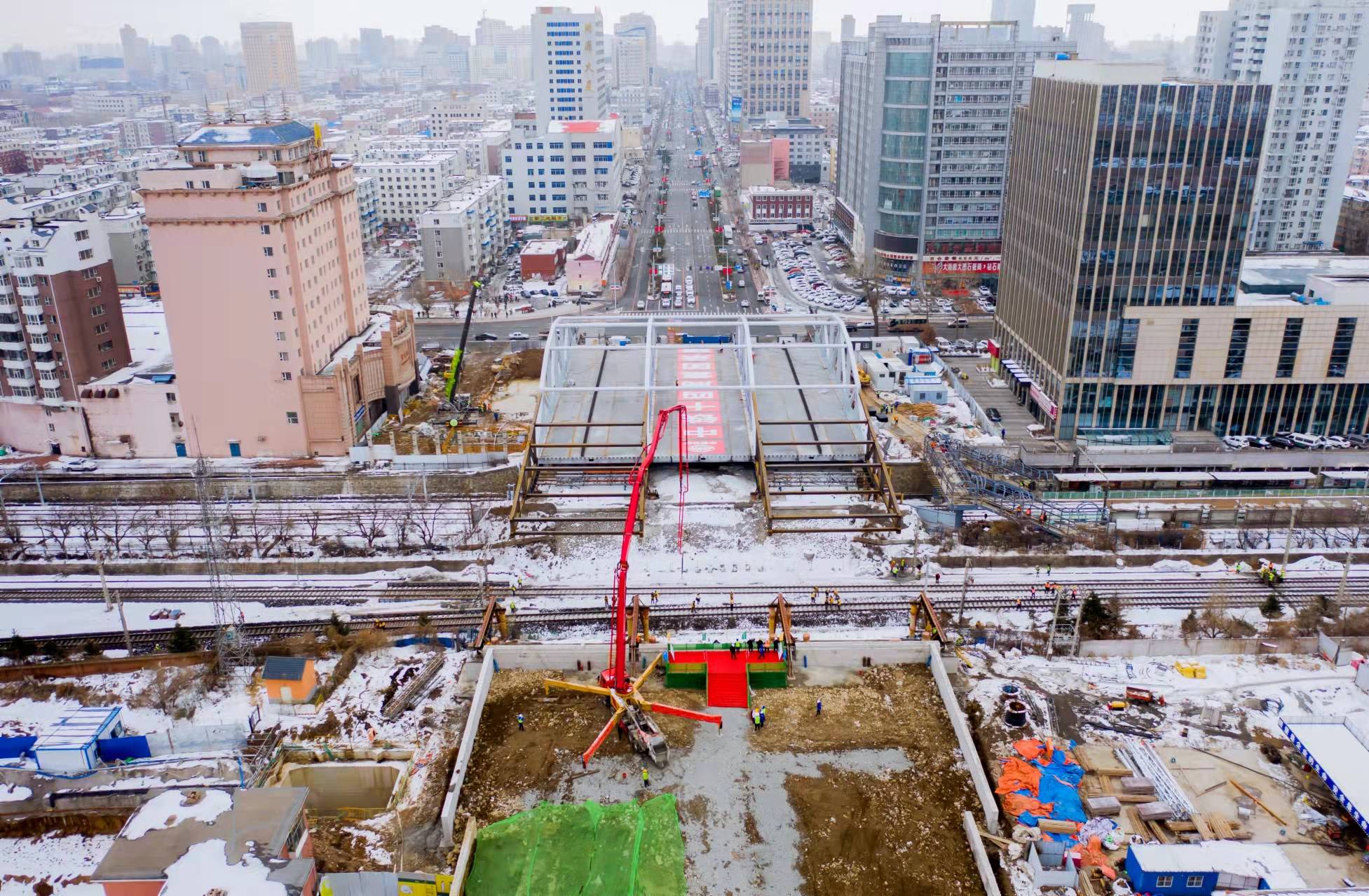 长春西安桥新桥正式顶推施工